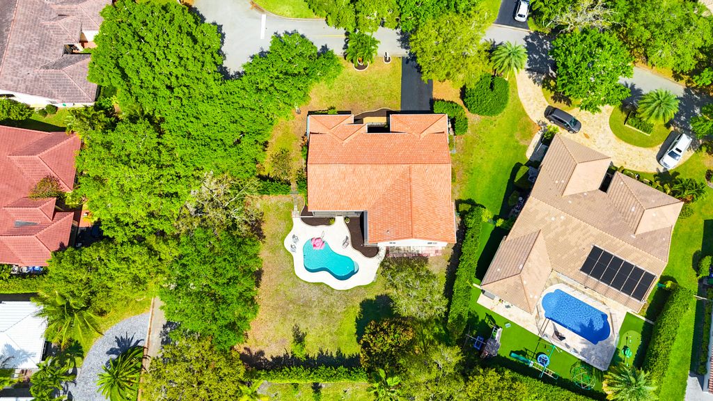 Photo of 102 SW 120th Lane, Coral Springs, FL 33071 (MLS # B26002796)