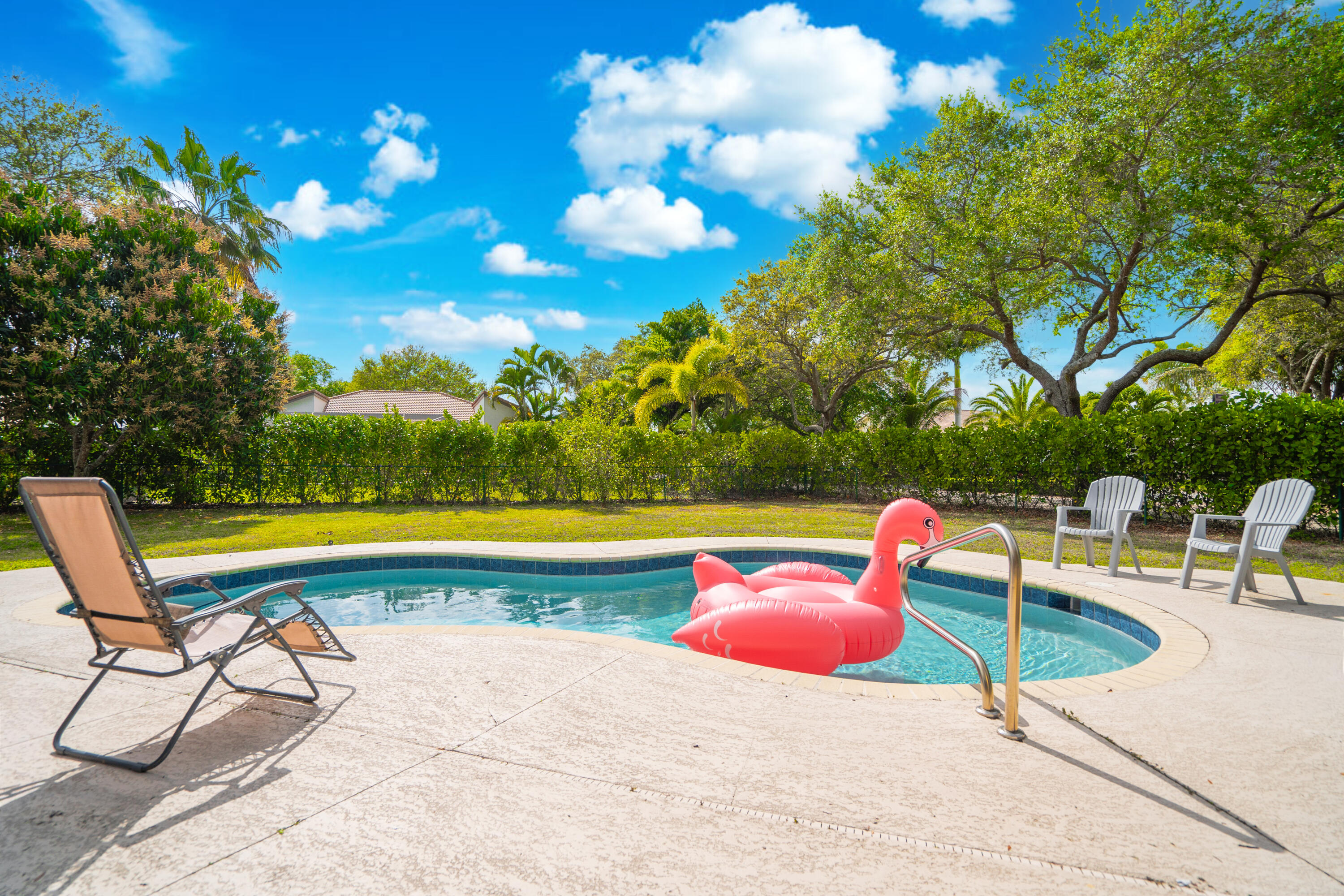 WEST GLEN - Residential