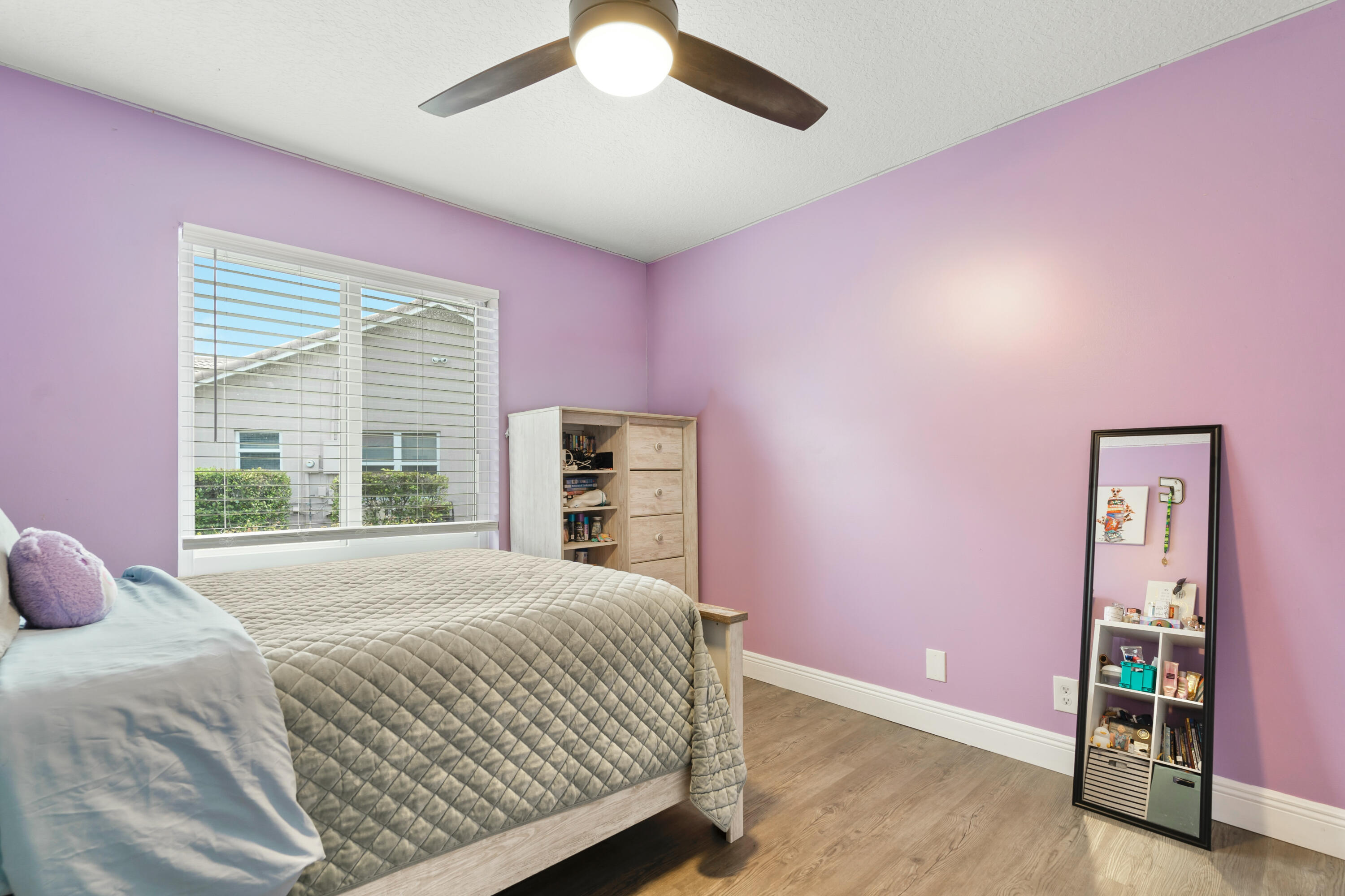 WEST GLEN - Residential