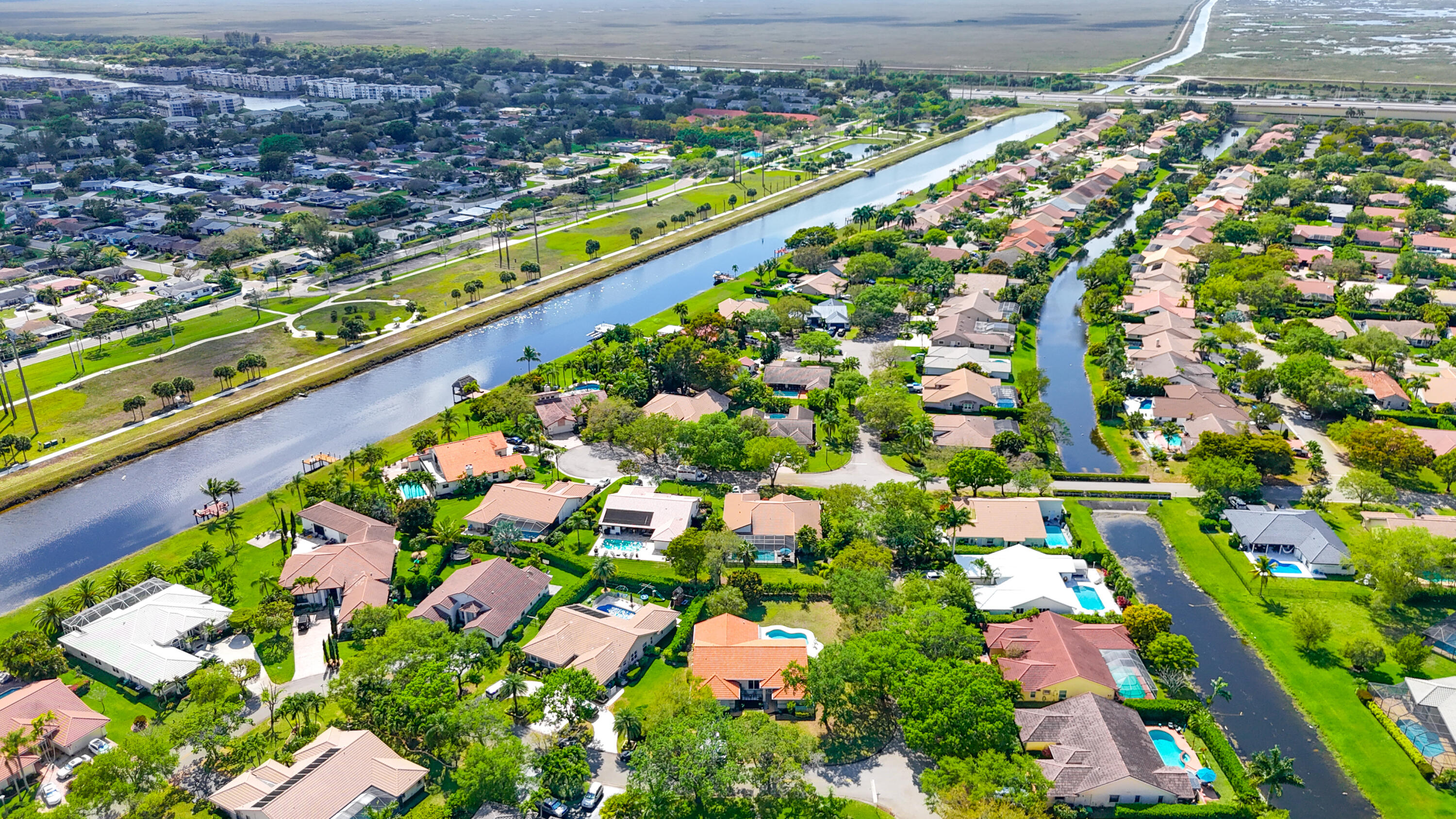 WEST GLEN - Residential