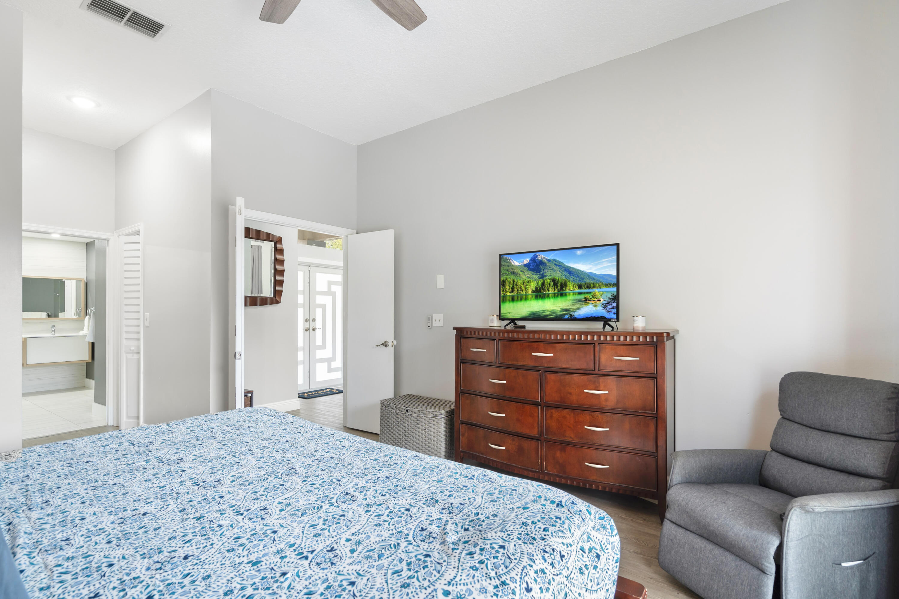 WEST GLEN - Residential