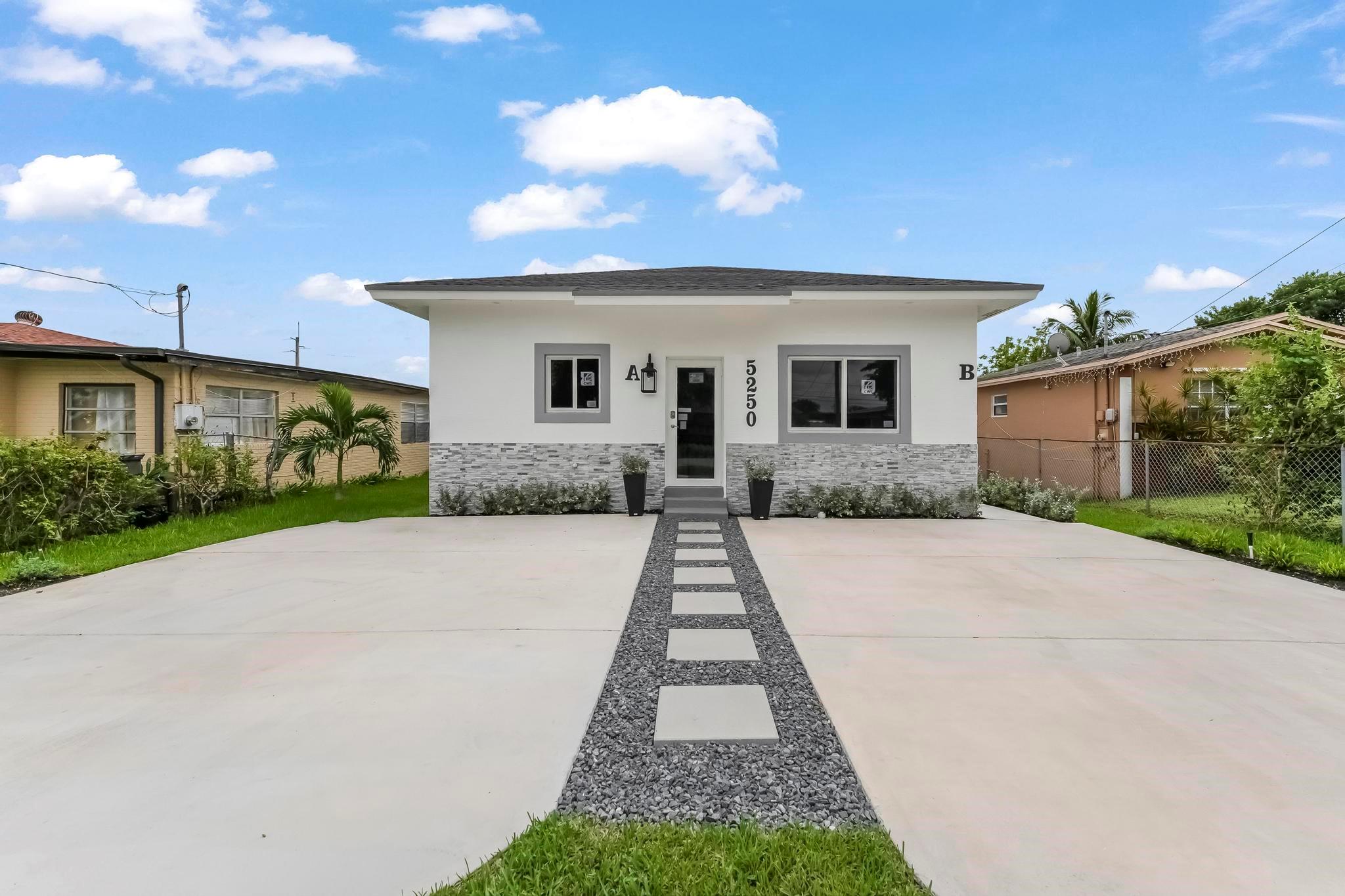 View photos, virtual tours, details... 5250 SW 18th St
