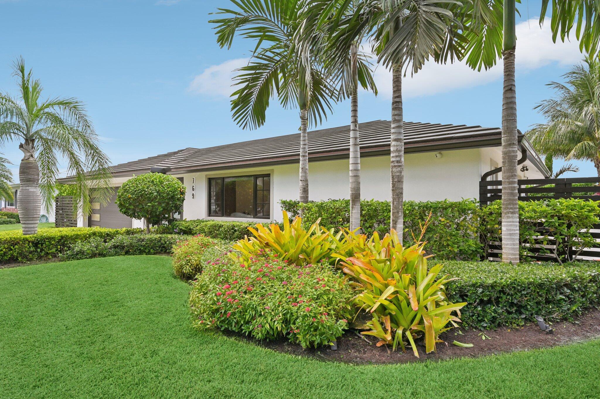769 Enfield Street, Boca Raton, FL, 33487/$2,595,000 2 769 Enfield Street