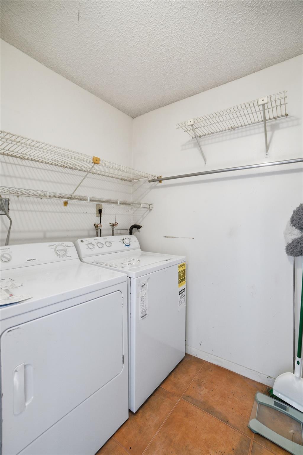 ASHMONT - Residential