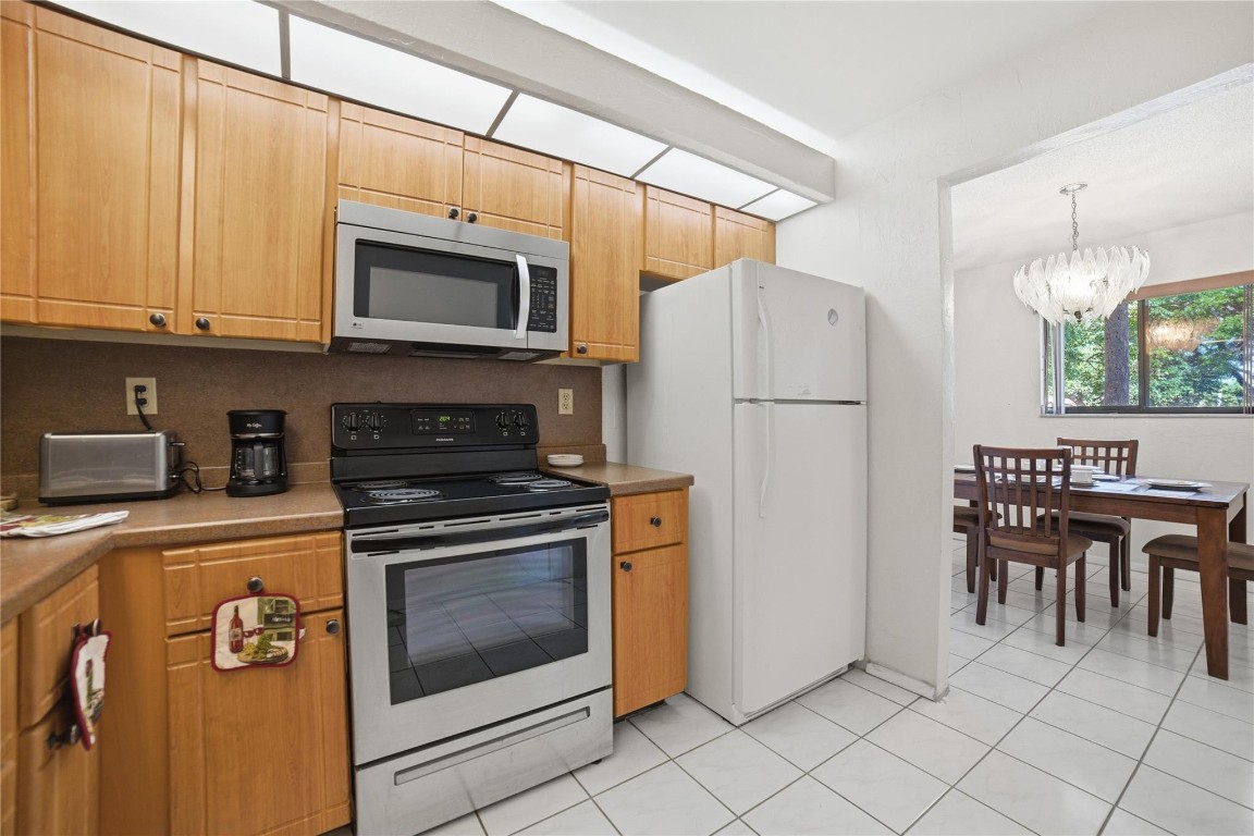 ASHMONT - Residential