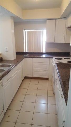 GOLF INN - Residential Lease