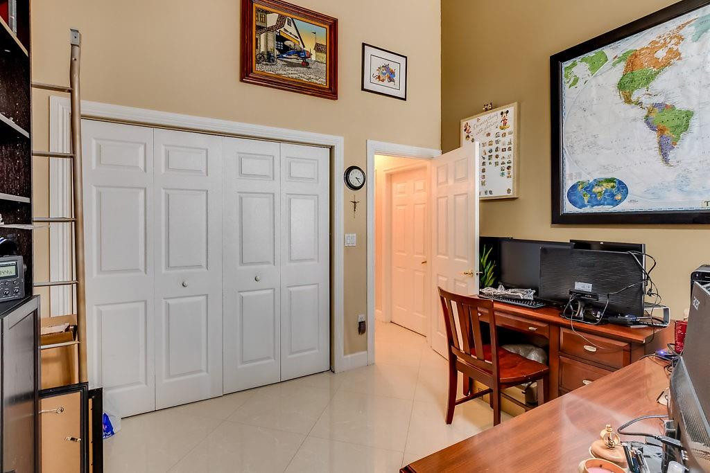 Sunset Lakes One 164-34 B - Residential