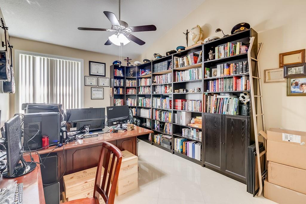 Sunset Lakes One 164-34 B - Residential