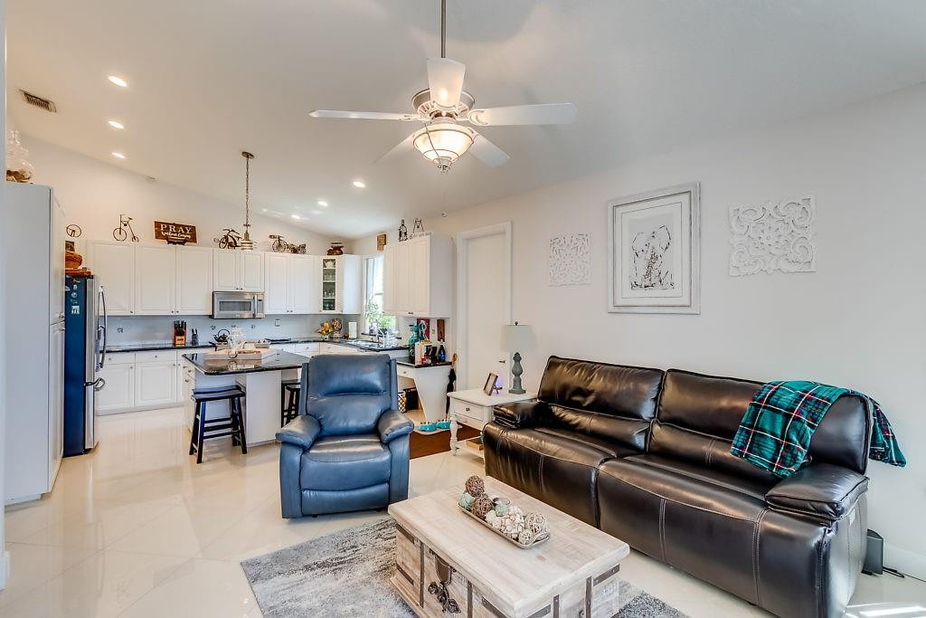 Sunset Lakes One 164-34 B - Residential