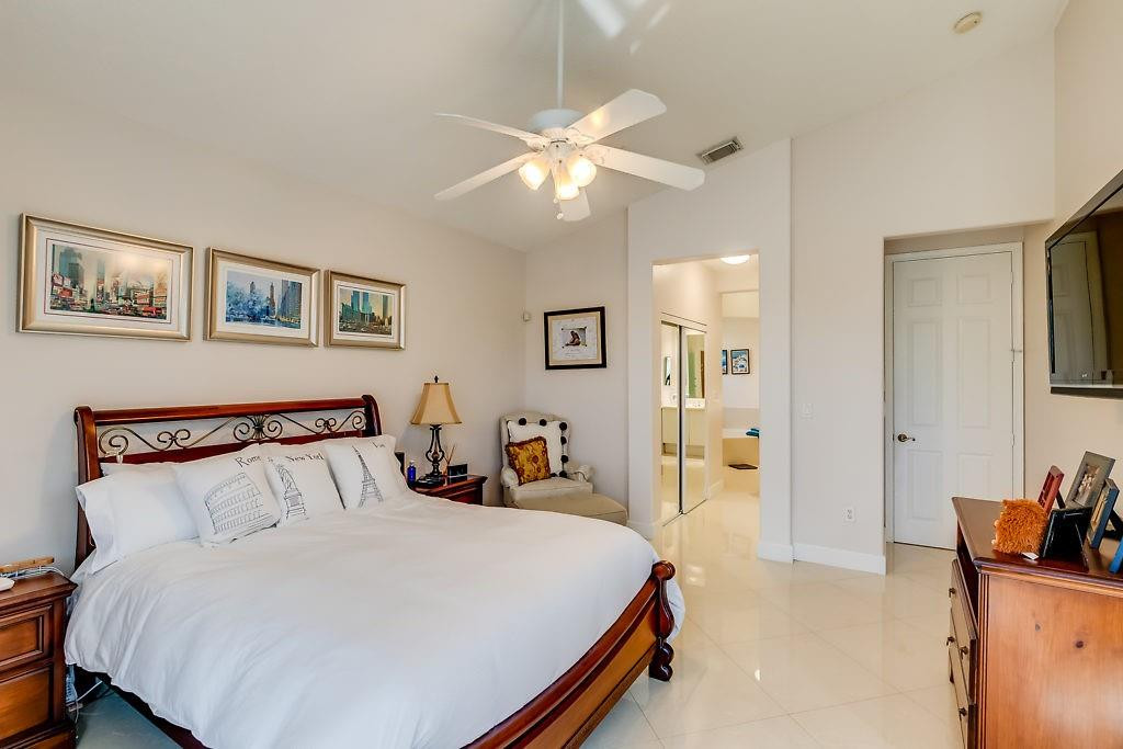 Sunset Lakes One 164-34 B - Residential