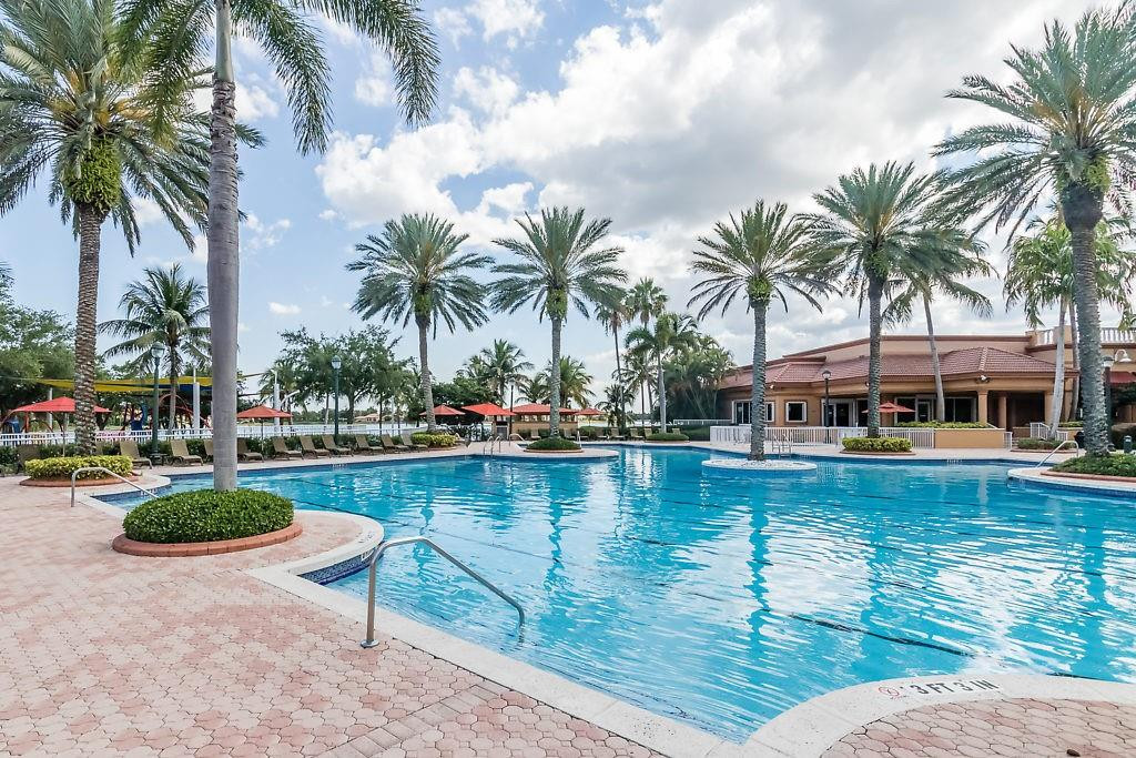 Sunset Lakes One 164-34 B - Residential