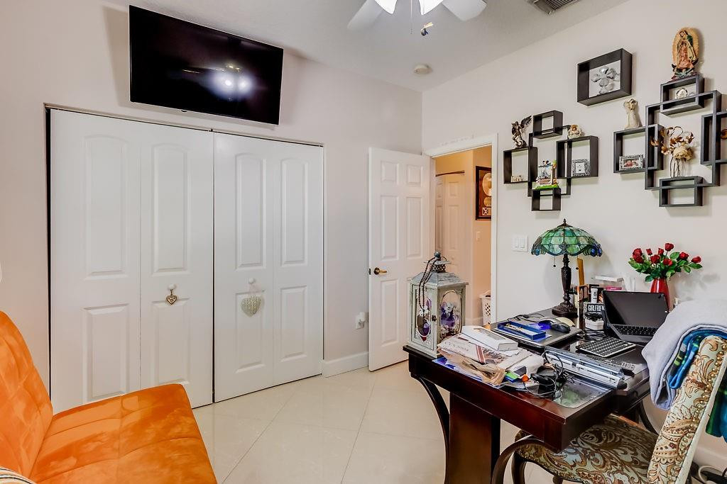 Sunset Lakes One 164-34 B - Residential