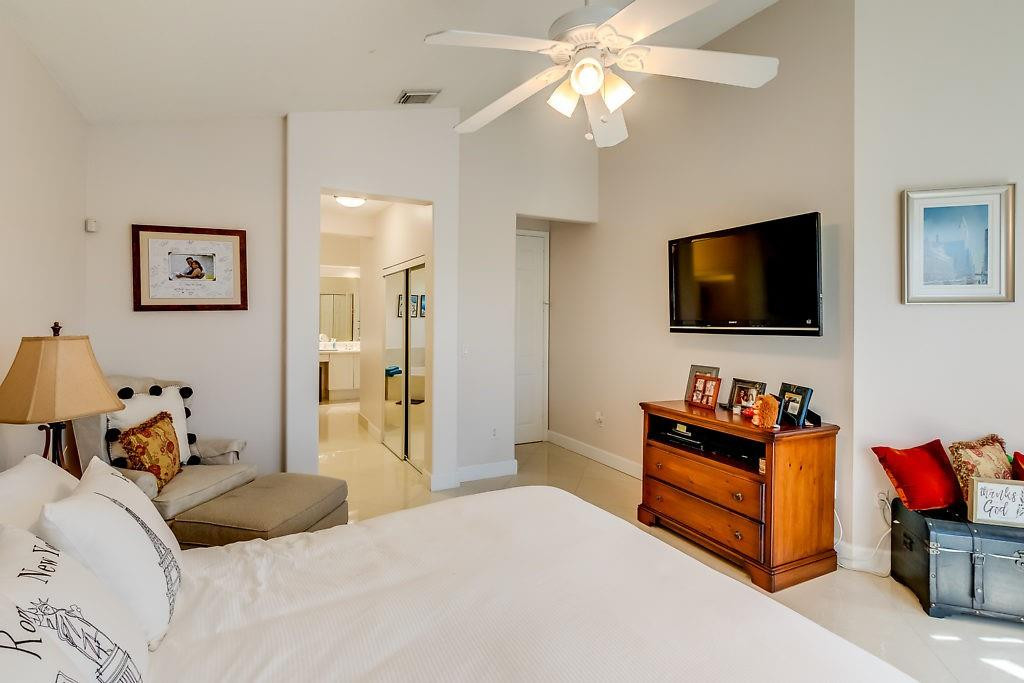 Sunset Lakes One 164-34 B - Residential