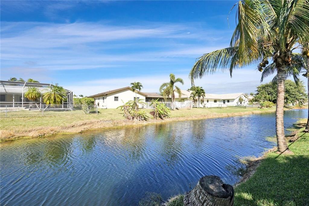 Sunflower Margate 82-38 B - Residential