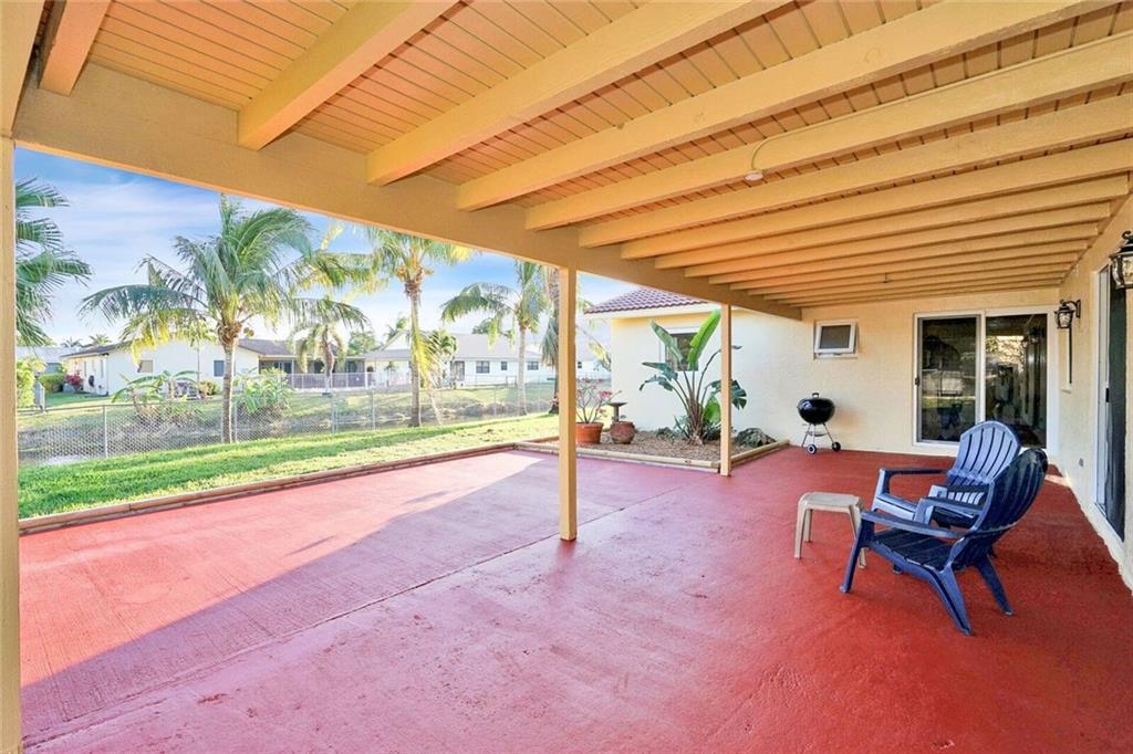 Sunflower Margate 82-38 B - Residential