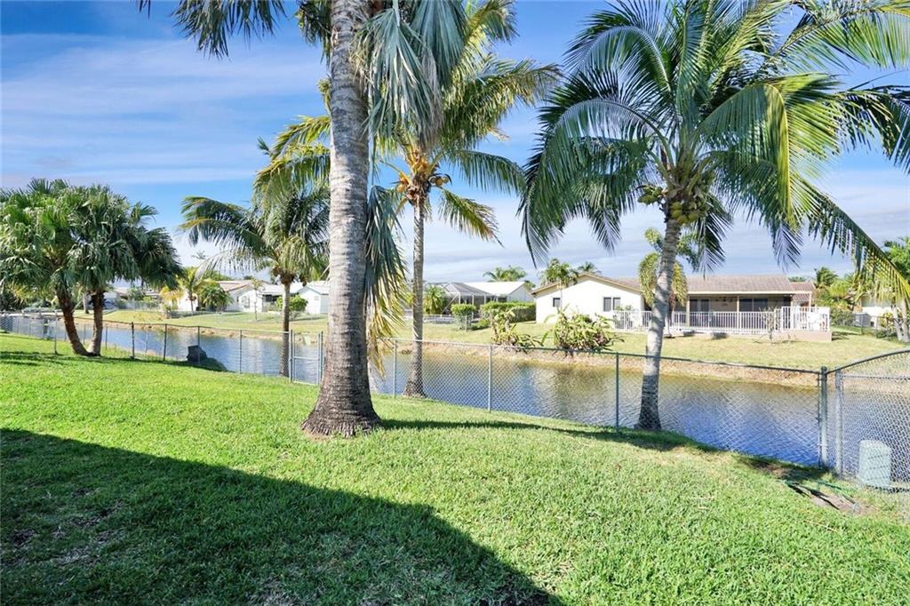 Sunflower Margate 82-38 B - Residential