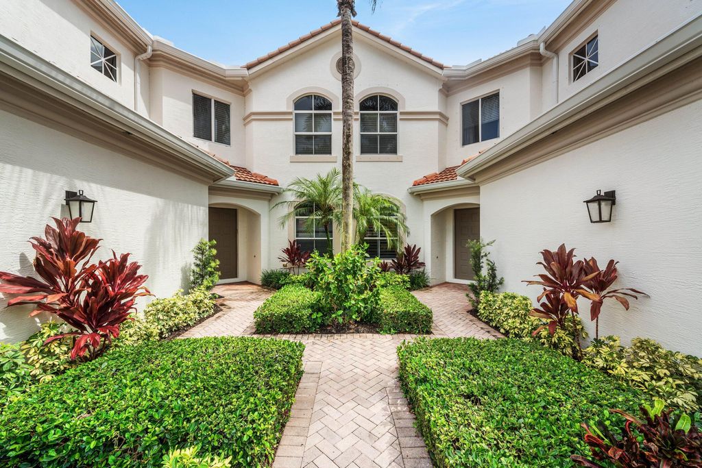 Photo of 123 Palm Bay Terrace #B, Palm Beach Gardens, FL 33418 (MLS # B26046520)