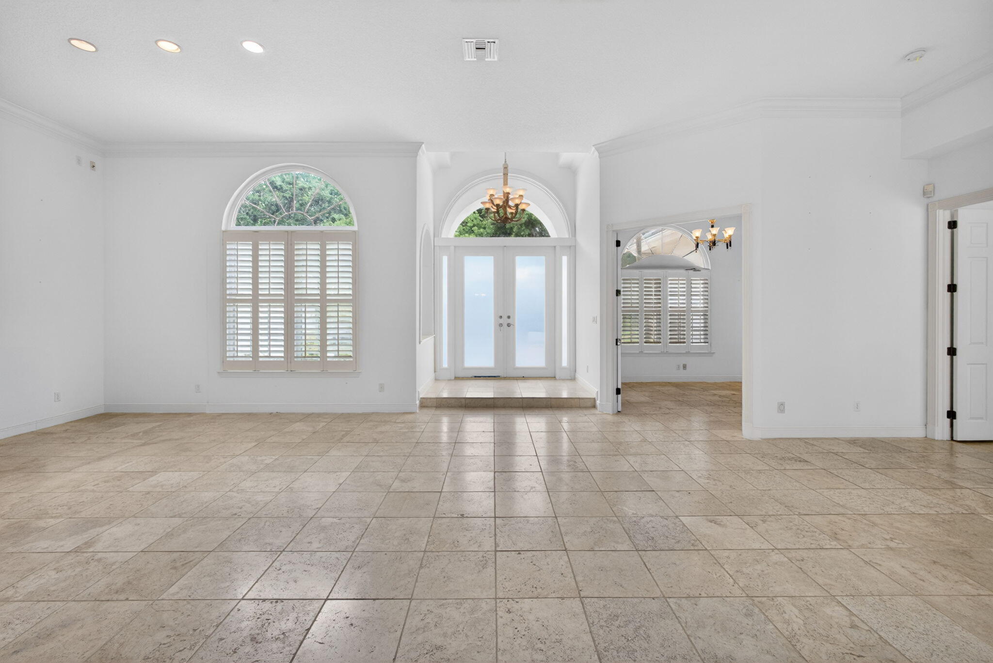 HERITAGE OAKS - Residential