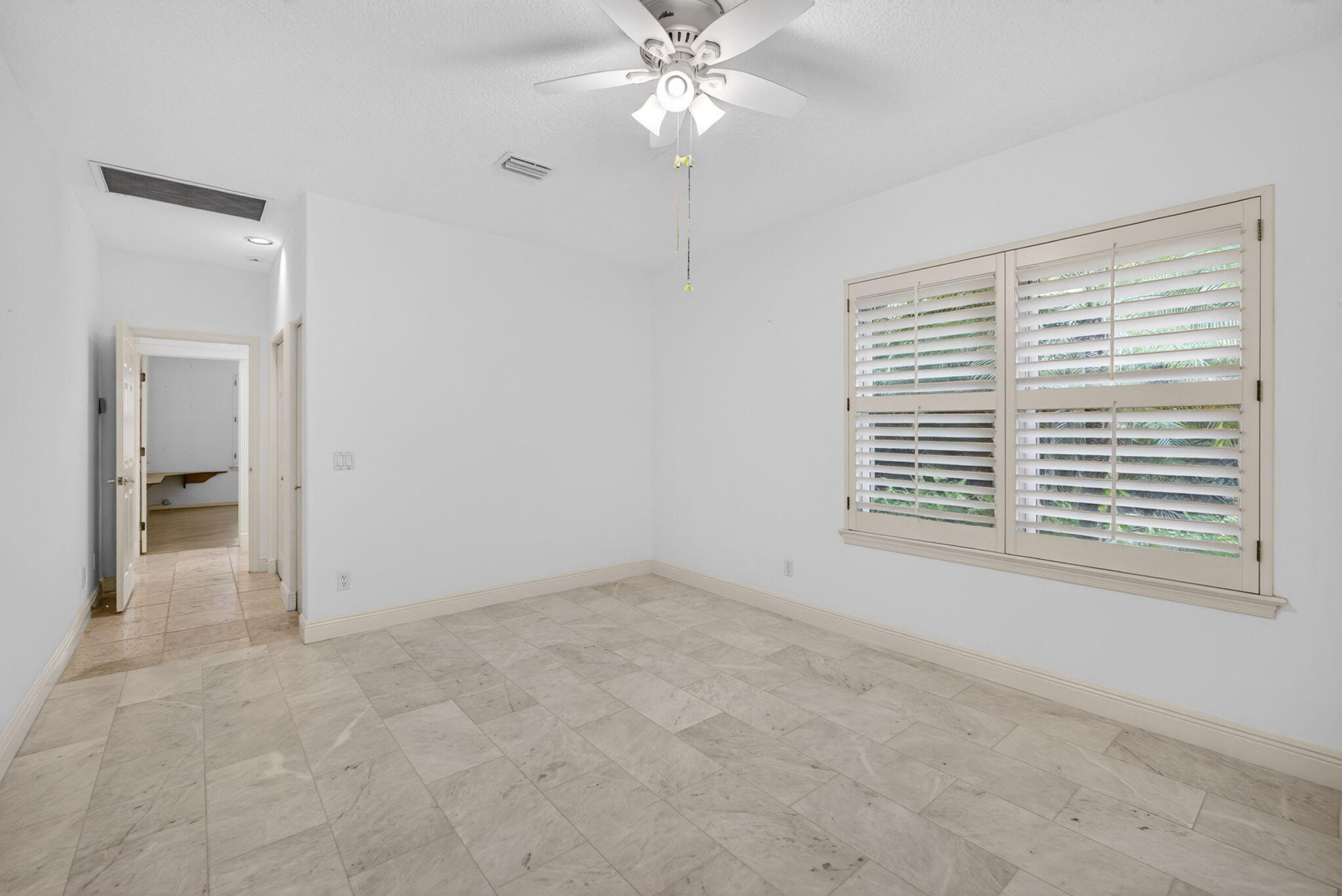 HERITAGE OAKS - Residential