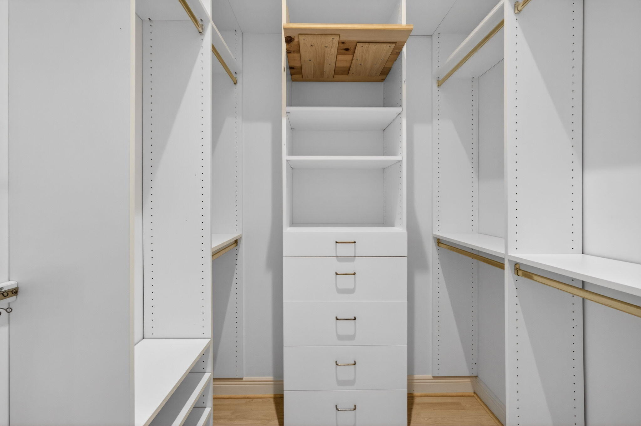 HERITAGE OAKS - Residential