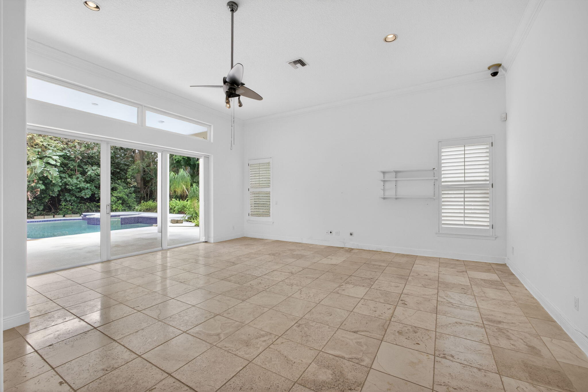 HERITAGE OAKS - Residential