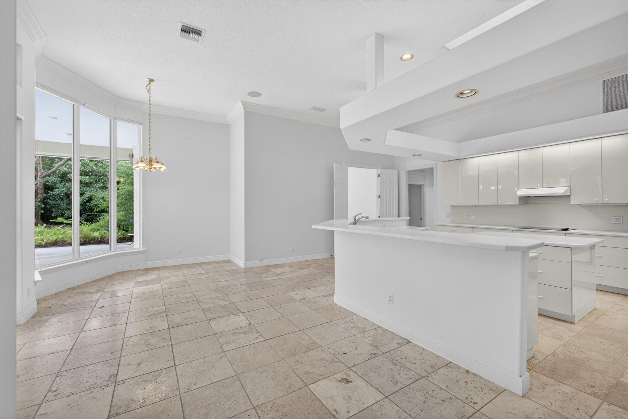 HERITAGE OAKS - Residential