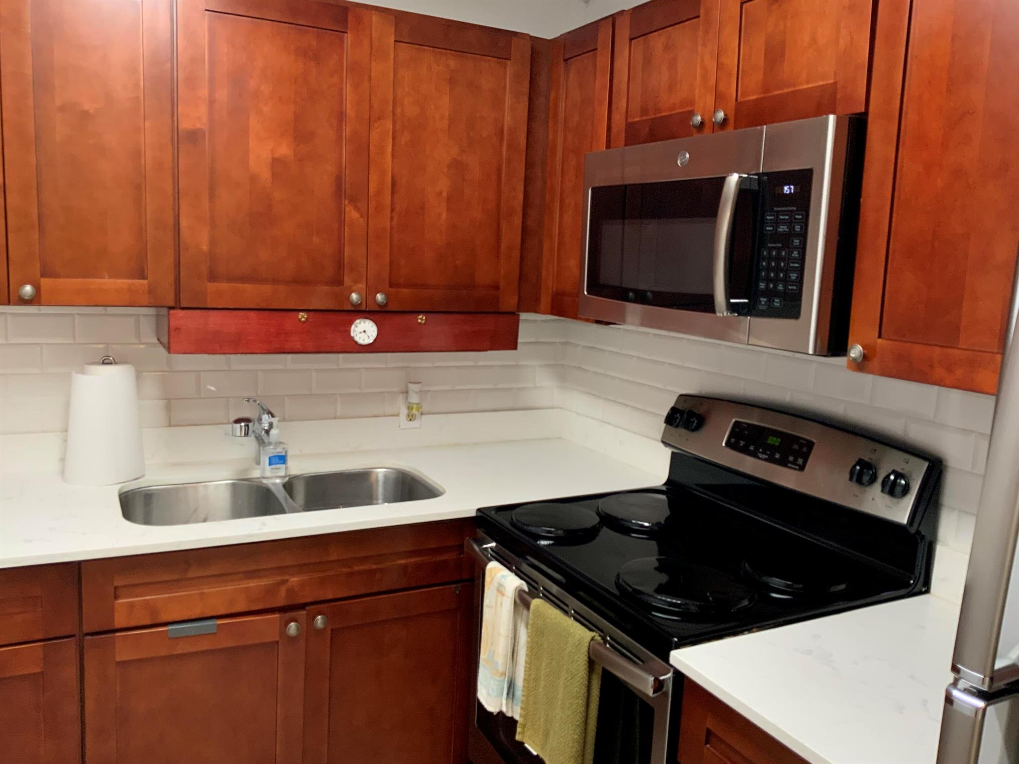 FANSHAW AT CENTURY VILLAG - Residential Lease