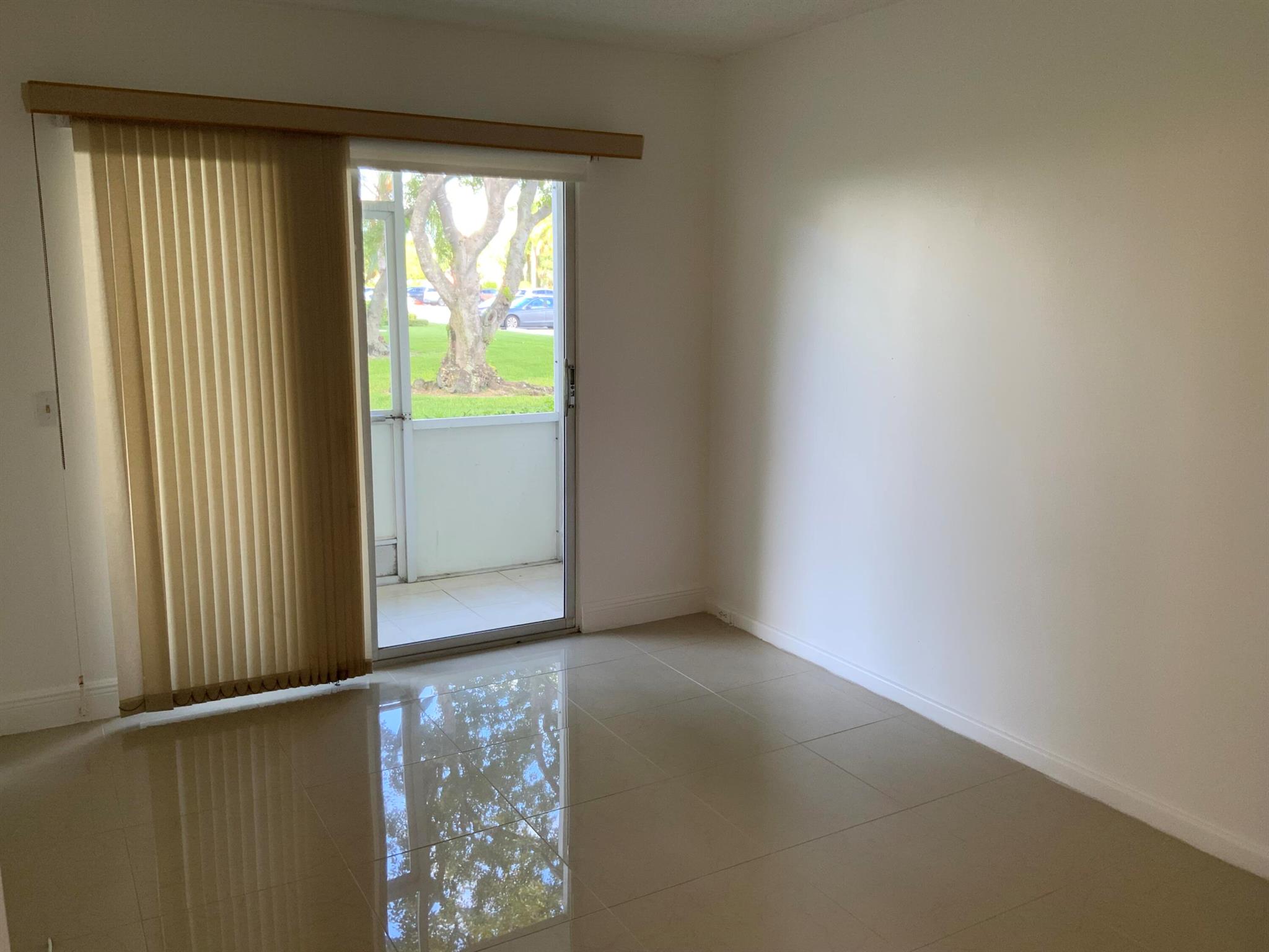 FANSHAW AT CENTURY VILLAG - Residential Lease