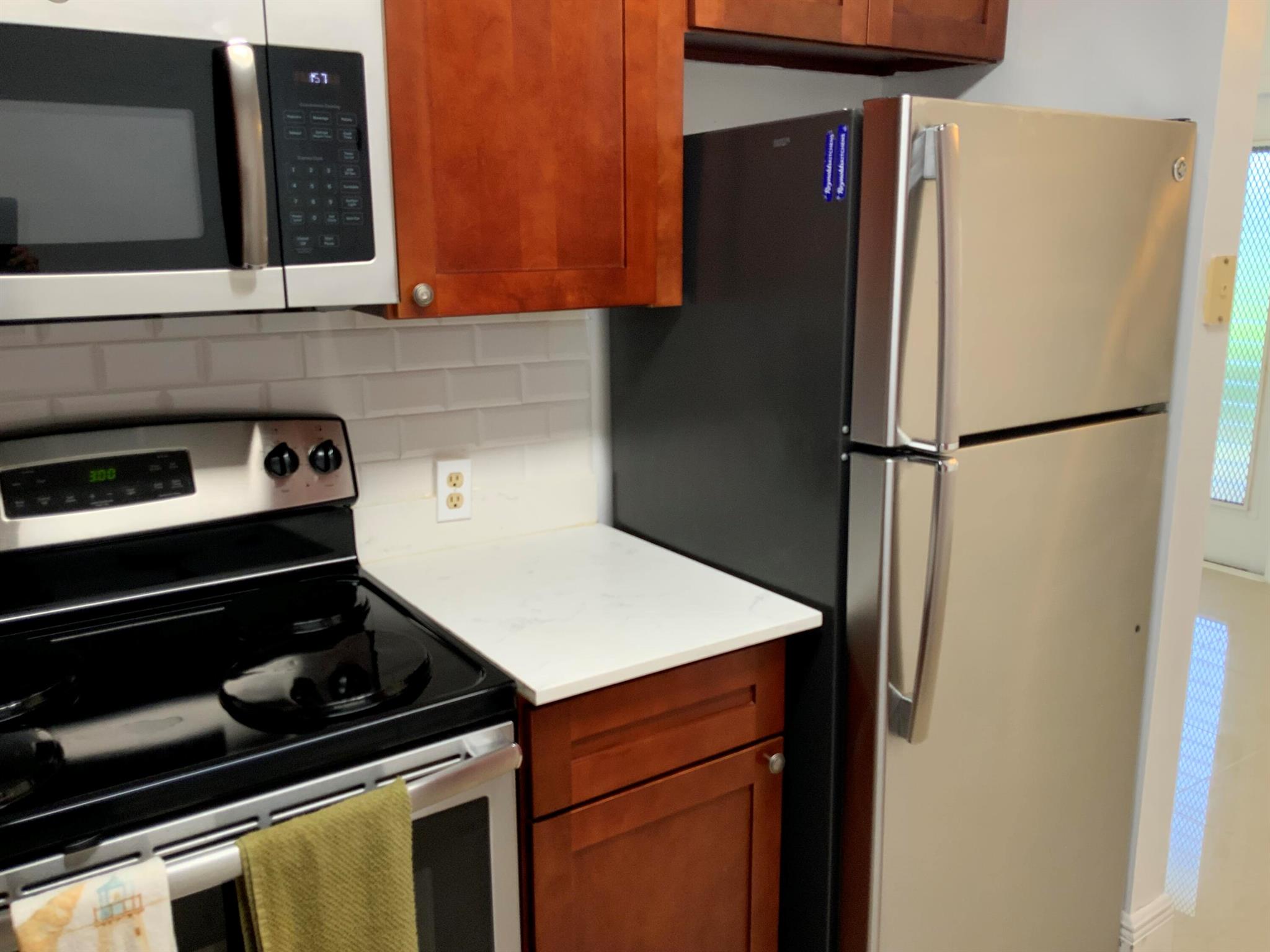 FANSHAW AT CENTURY VILLAG - Residential Lease