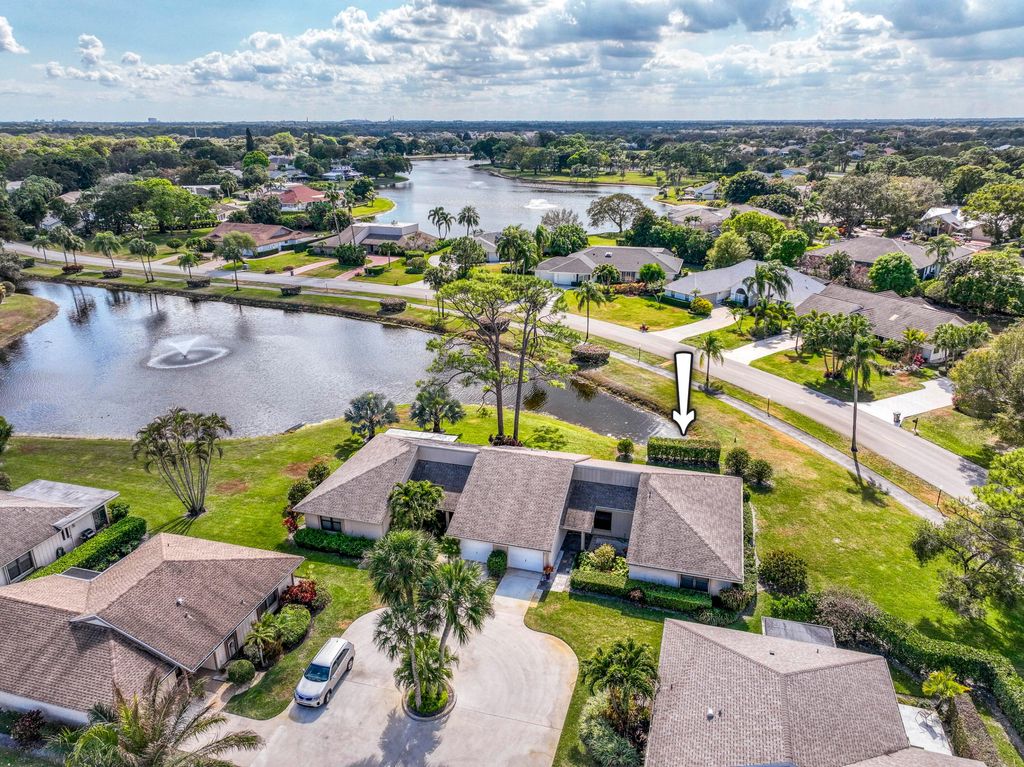 Photo of 6242 Brandon Street, Palm Beach Gardens, FL 33418 (MLS # R11163567)