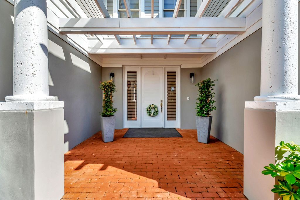 Photo of 5612 Nw 40th Avenue, Boca Raton, FL 33496 (MLS # R11059875)