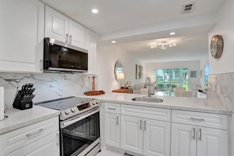 Tiny photo for 1211 Bahama Bend #E1, Coconut Creek, FL 33066 (MLS # B26044389)