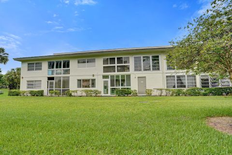 Tiny photo for 1211 Bahama Bend #E1, Coconut Creek, FL 33066 (MLS # B26044389)