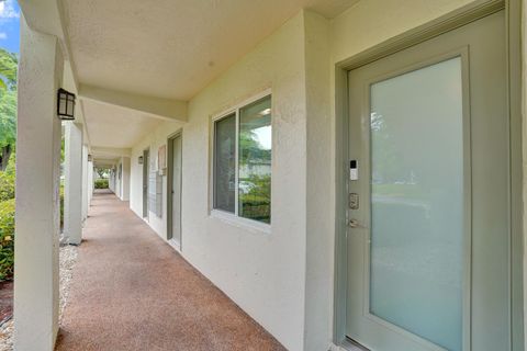 Tiny photo for 1211 Bahama Bend #E1, Coconut Creek, FL 33066 (MLS # B26044389)