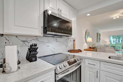 Tiny photo for 1211 Bahama Bend #E1, Coconut Creek, FL 33066 (MLS # B26044389)