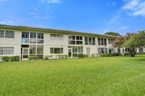 Tiny photo for 1211 Bahama Bend #E1, Coconut Creek, FL 33066 (MLS # B26044389)