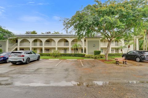 Tiny photo for 1211 Bahama Bend #E1, Coconut Creek, FL 33066 (MLS # B26044389)