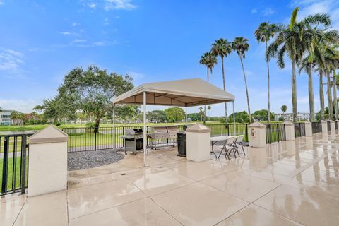 Tiny photo for 1211 Bahama Bend #E1, Coconut Creek, FL 33066 (MLS # B26044389)