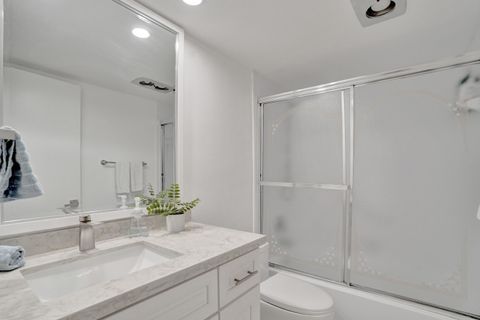 Tiny photo for 1211 Bahama Bend #E1, Coconut Creek, FL 33066 (MLS # B26044389)