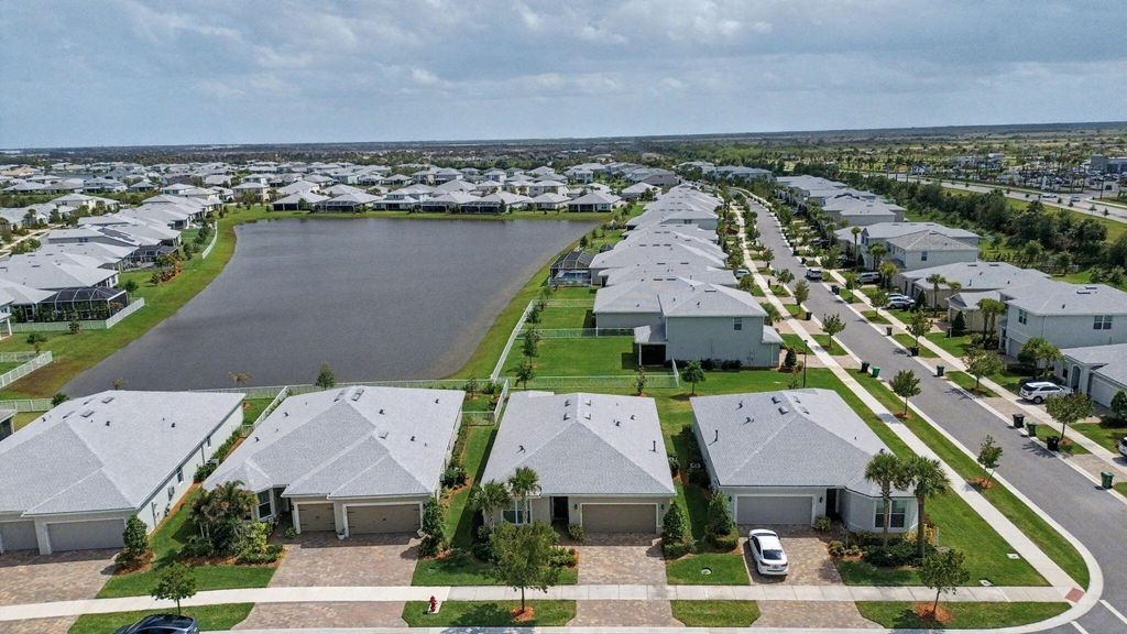 Photo of 10500 SW Red Maple Way, Port Saint Lucie, FL 34987 (MLS # B26017301)