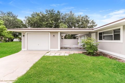 A home in Port St Lucie