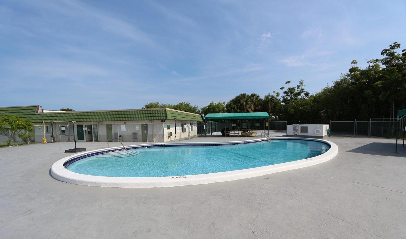 Ro-mont South Green Condo TWX - Residential