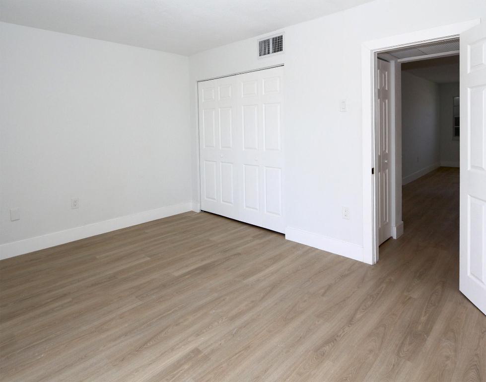 Ro-mont South Green Condo TWX - Residential