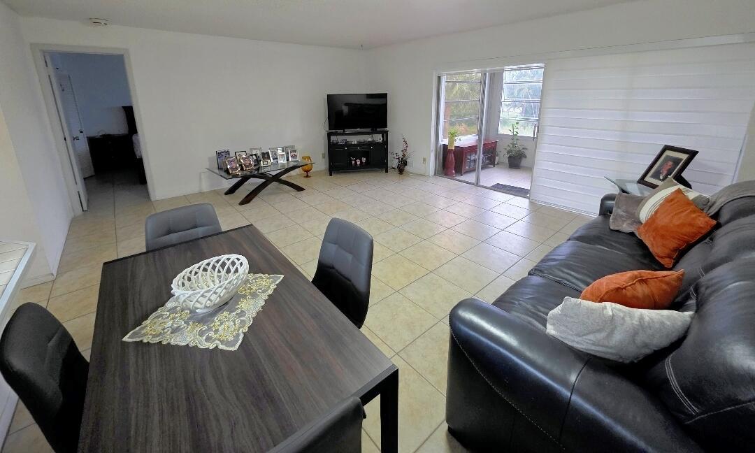 725 Lori Drive 206