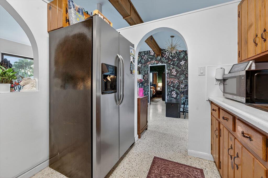 LAKE OSBORNE ESTATES 3 - Residential