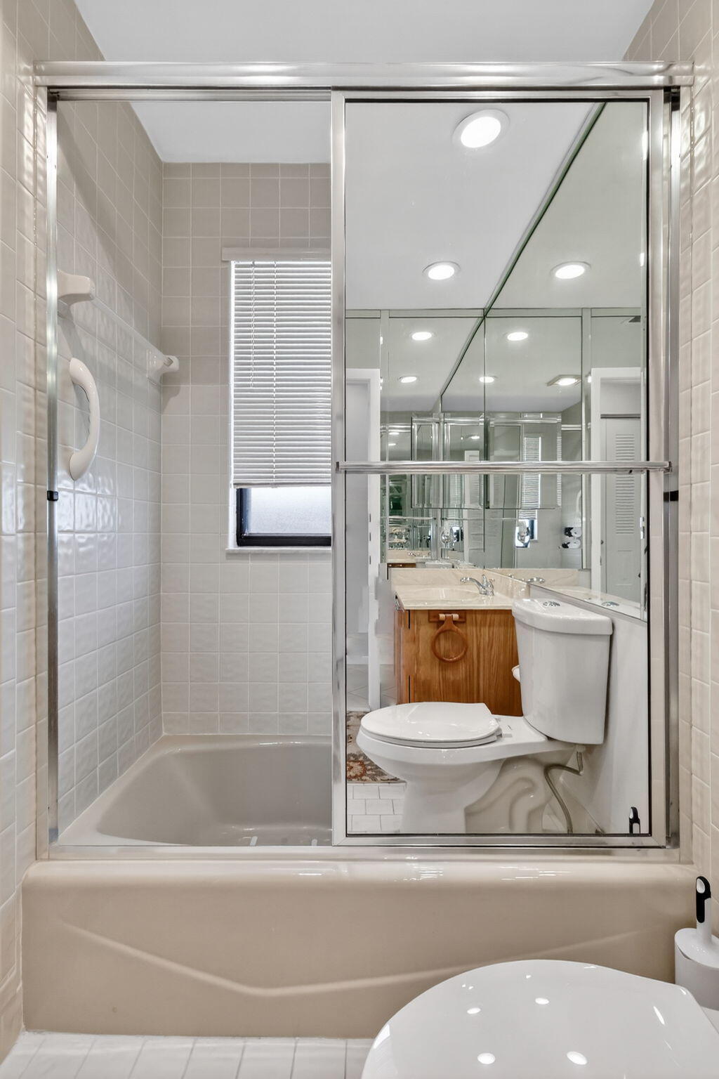 RAINBERRY BAY SEC 5 - Residential Lease