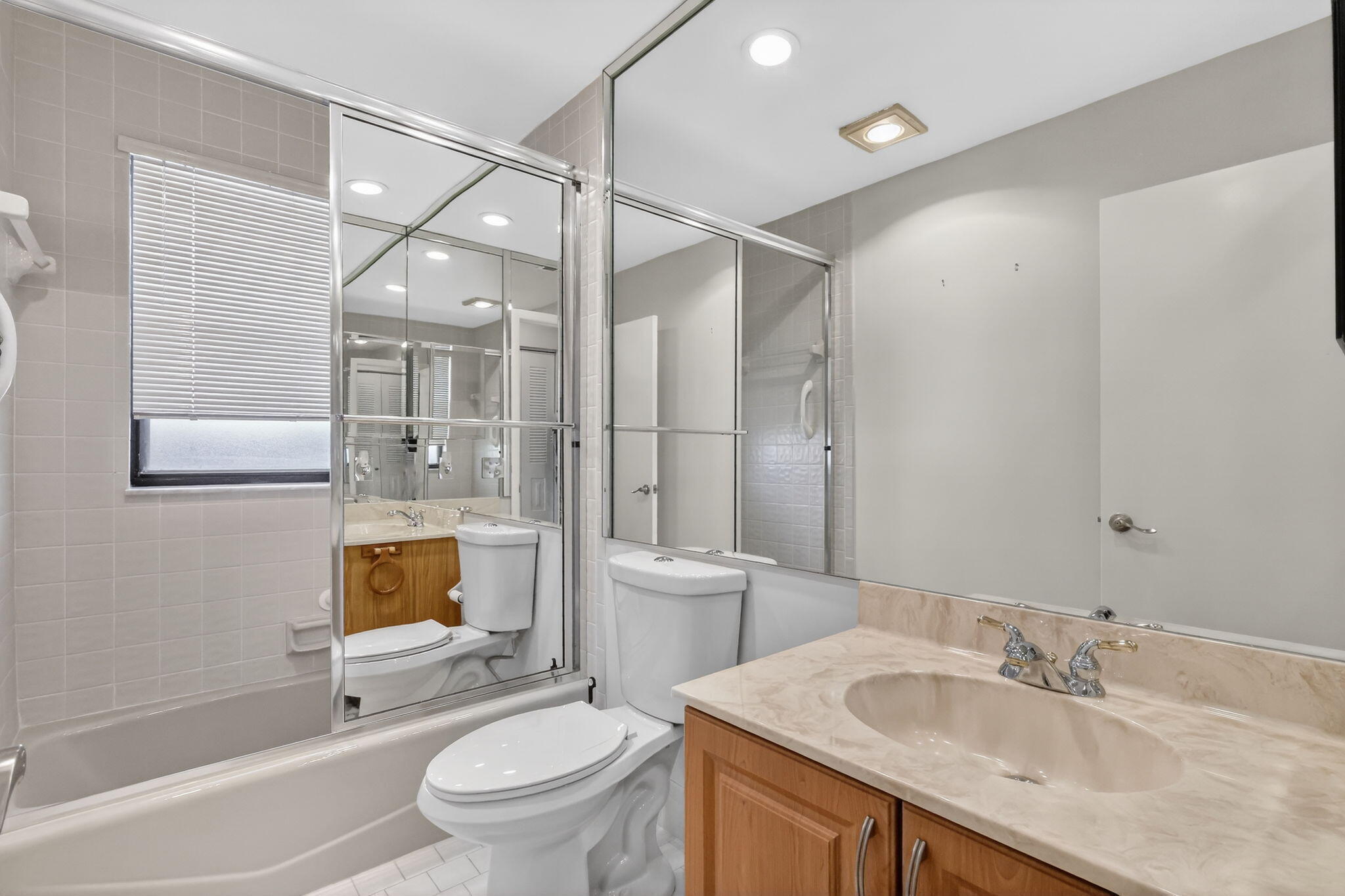 RAINBERRY BAY SEC 5 - Residential Lease