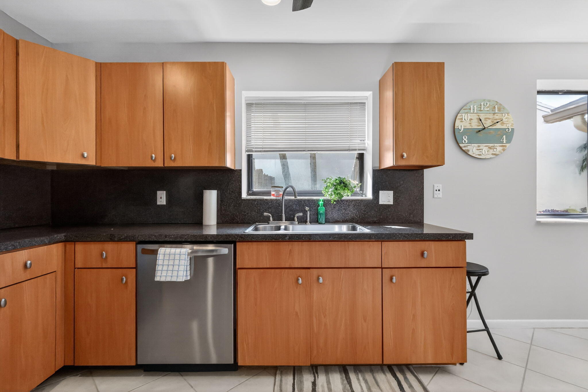 RAINBERRY BAY SEC 5 - Residential Lease