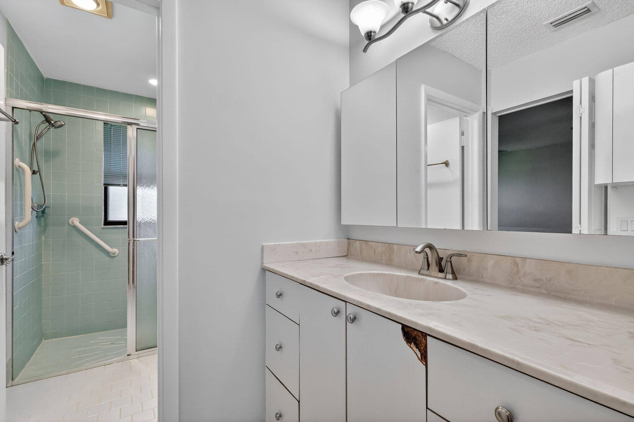 RAINBERRY BAY SEC 5 - Residential Lease