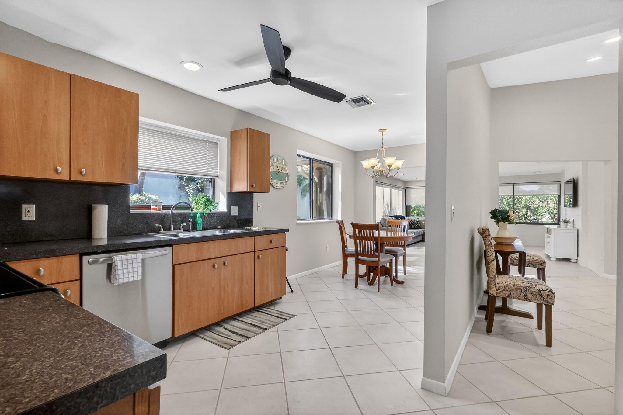 RAINBERRY BAY SEC 5 - Residential Lease